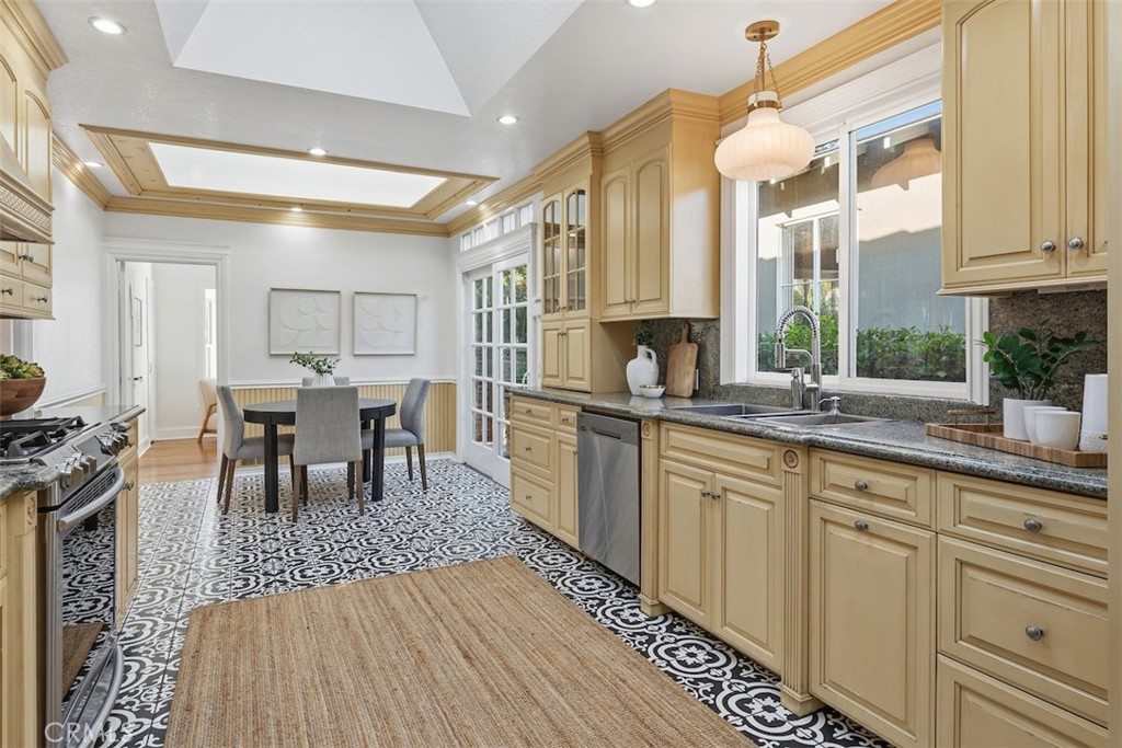 MLS #PW25270376 image #9