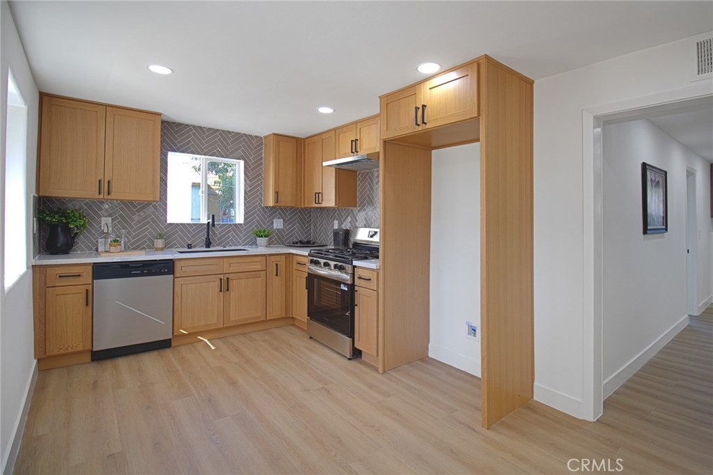 MLS #PW25270436 image #33