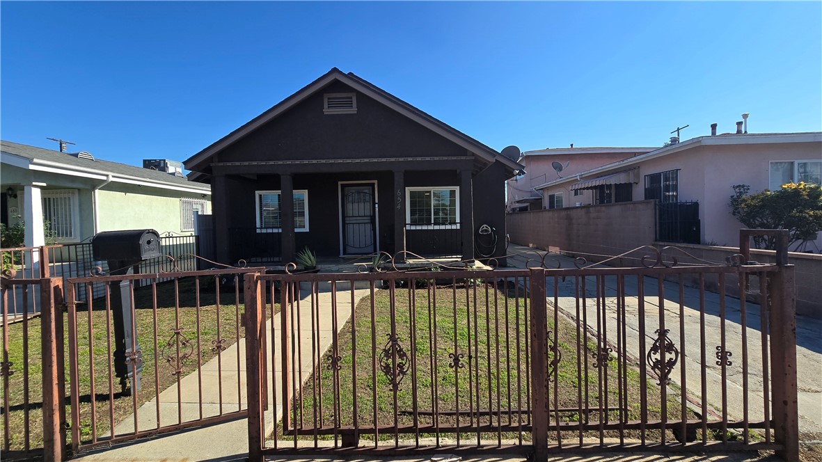 MLS #PW25270443 image #1