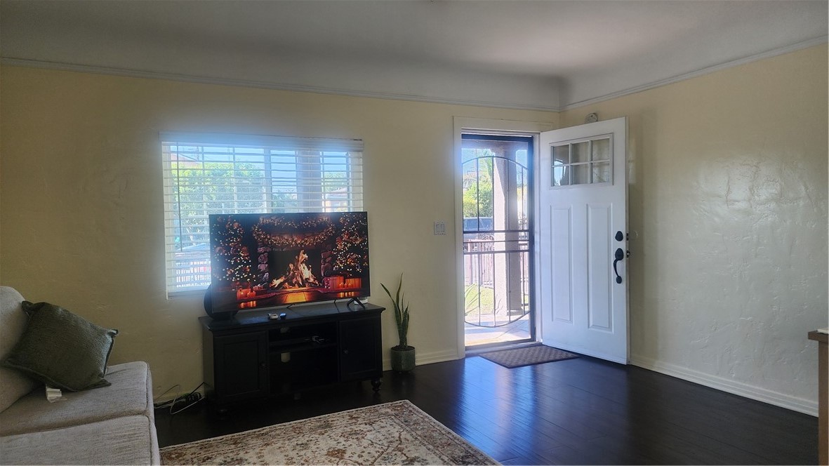 MLS #PW25270443 image #3