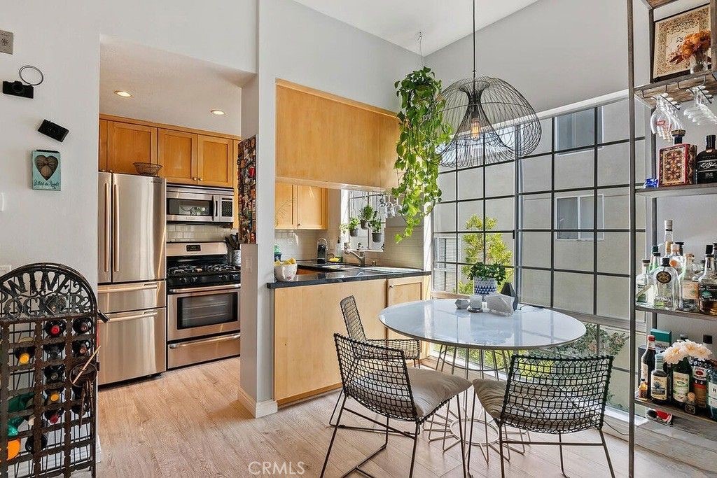 MLS #PW25270456 image #2