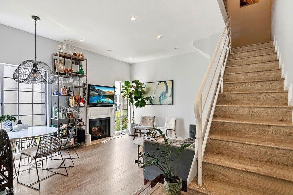 MLS #PW25270456 image #4