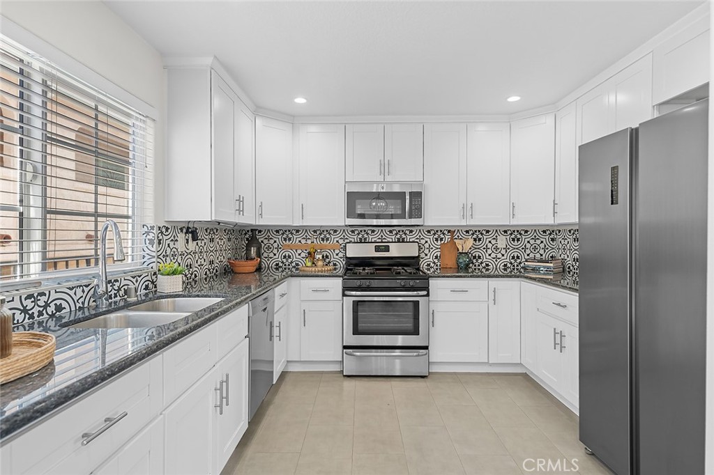 MLS #PW25270510 image #4