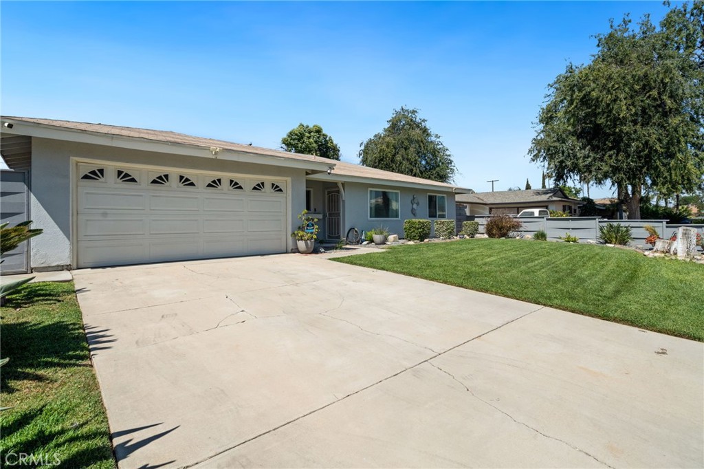 MLS #PW25270633 image #2