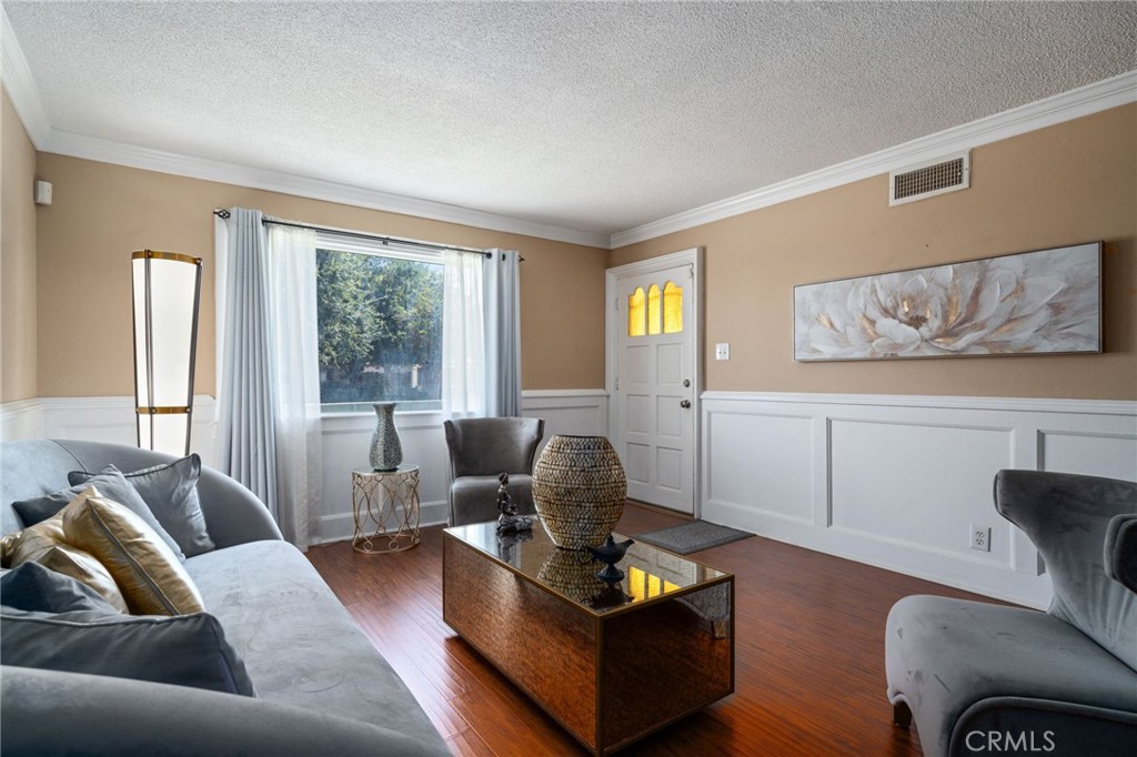 MLS #PW25270633 image #4