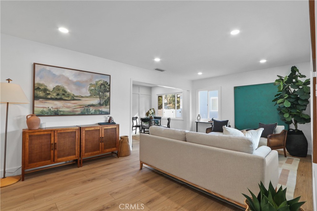 MLS #PW25270667 image #4