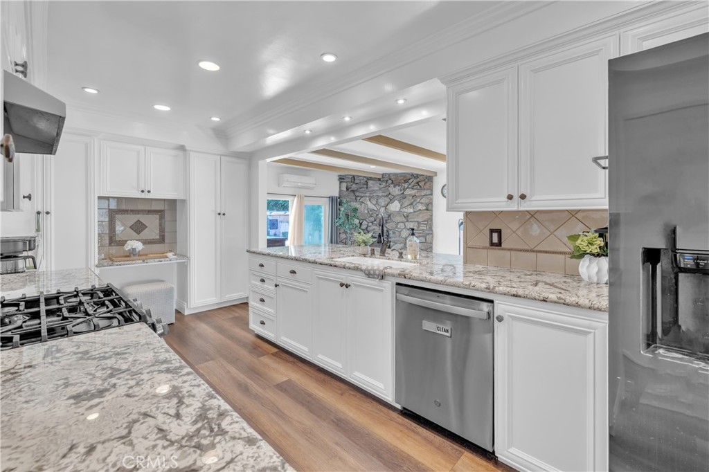 MLS #PW25270769 image #2