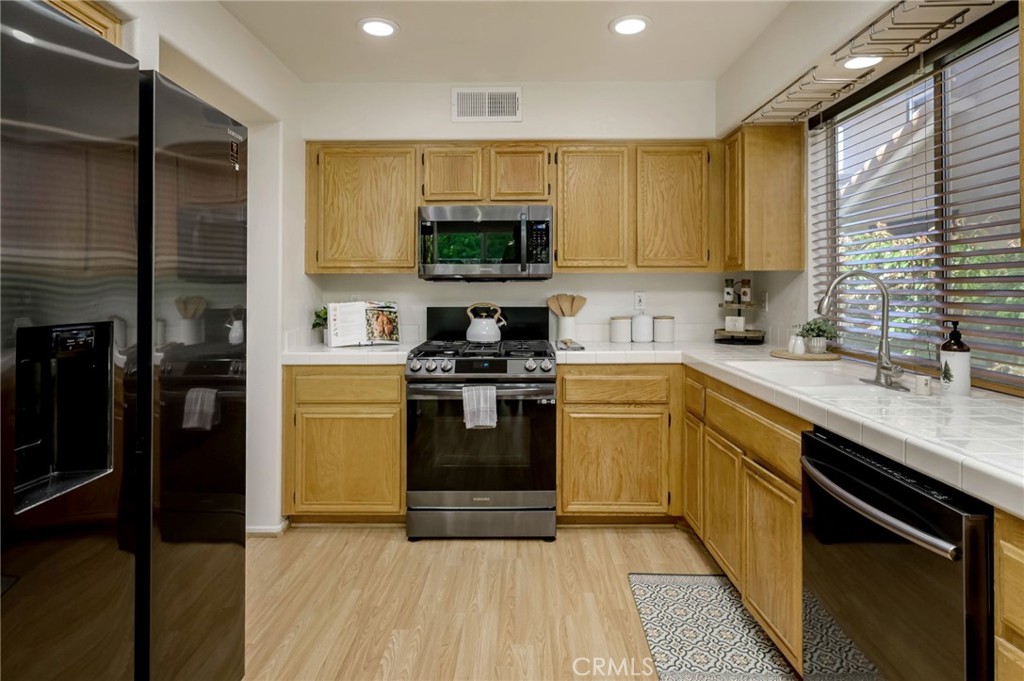 MLS #PW25270862 image #15