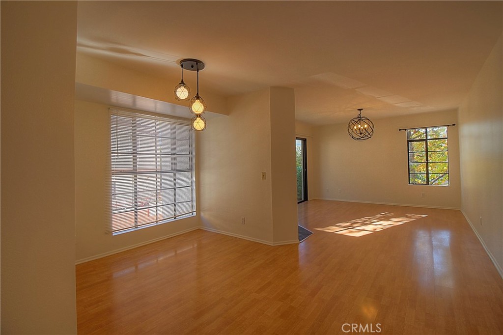 MLS #PW25270895 image #5