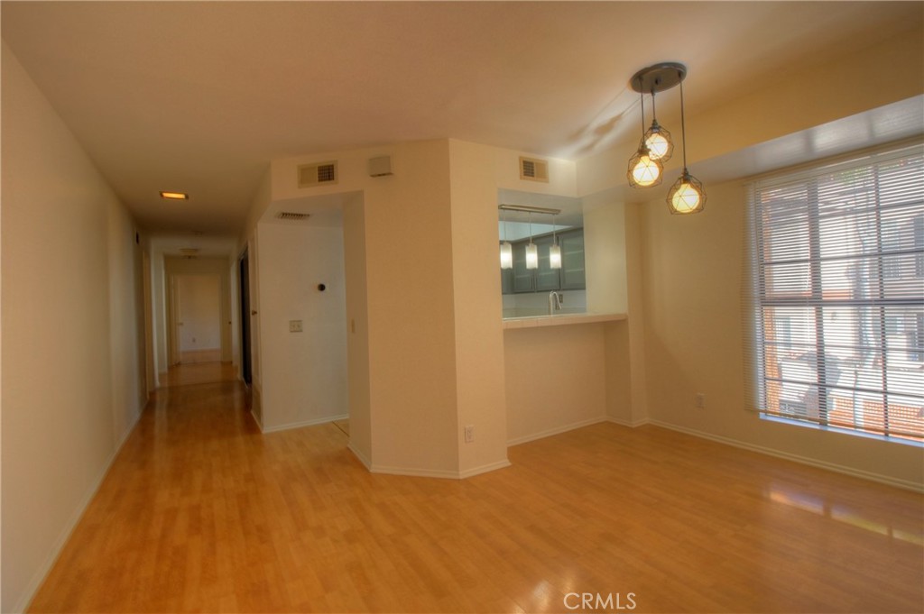 MLS #PW25270895 image #6