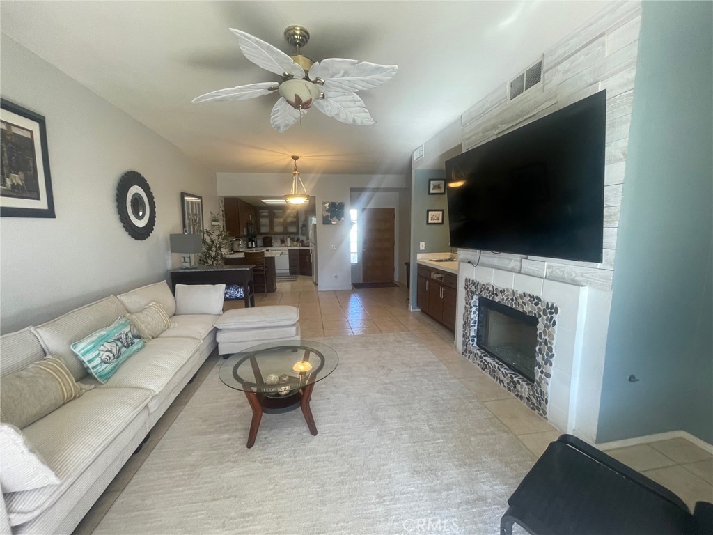 MLS #PW25270970 image #8