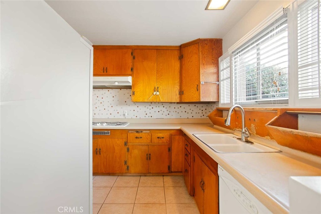 MLS #PW25271046 image #10