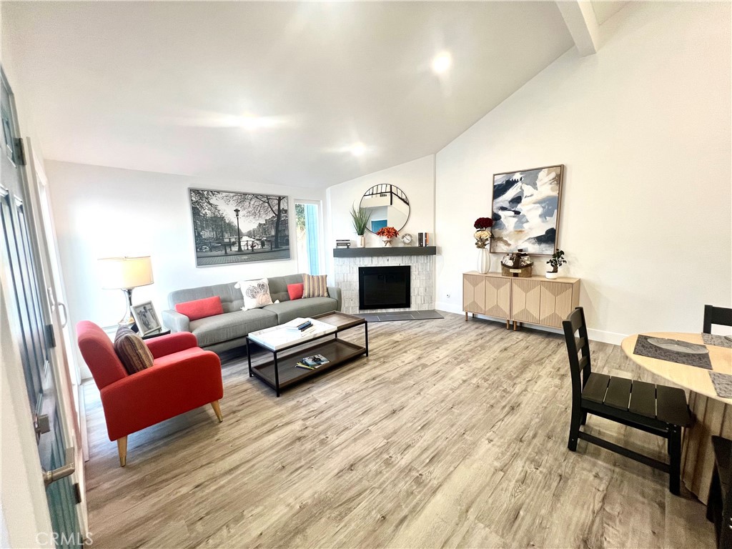 MLS #PW25271135 image #1