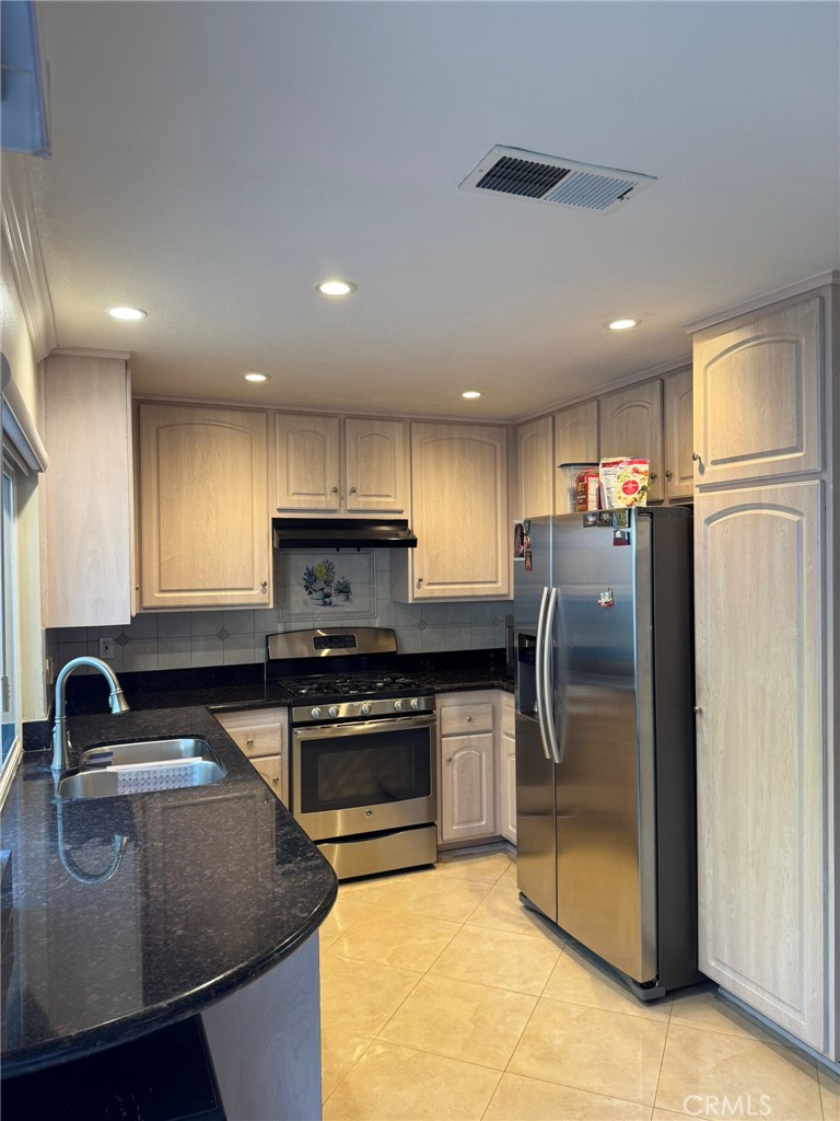 MLS #PW25271239 image #12