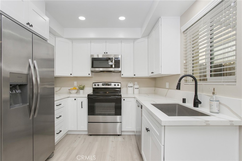 MLS #PW25271311 image #2