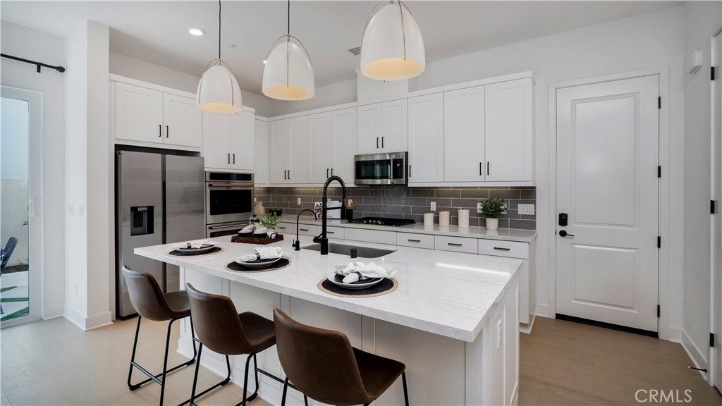 MLS #PW25271397 image #1