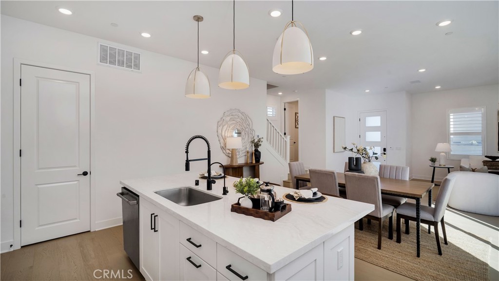 MLS #PW25271397 image #4