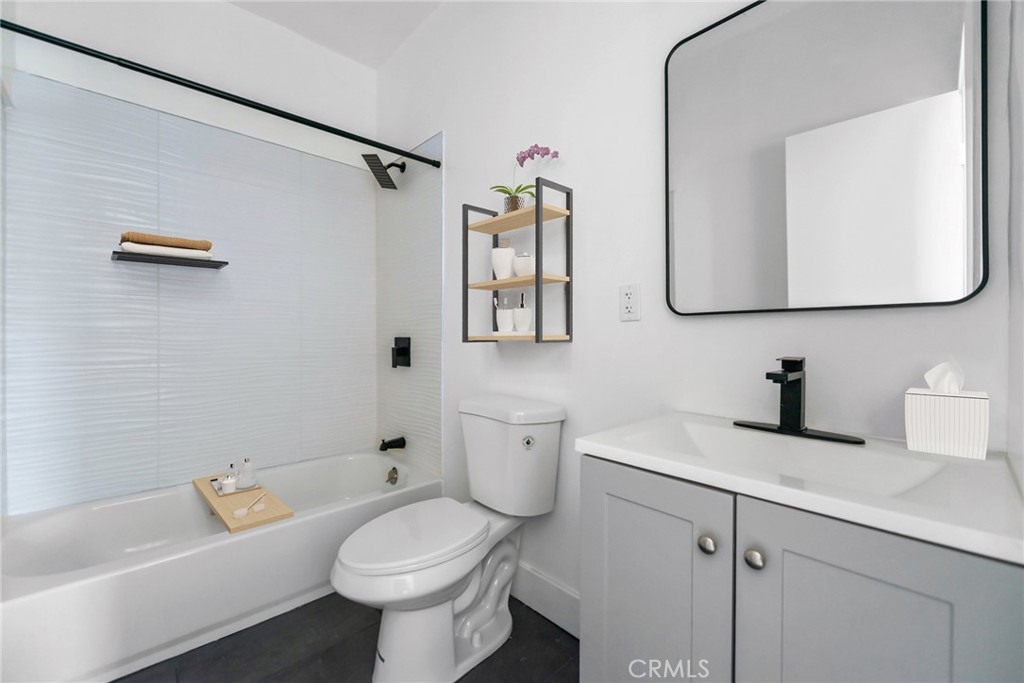 MLS #PW25271411 image #4