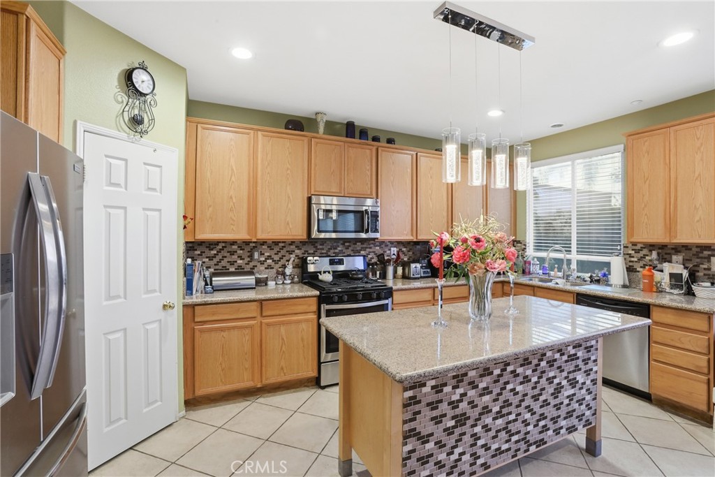 MLS #PW25271463 image #5