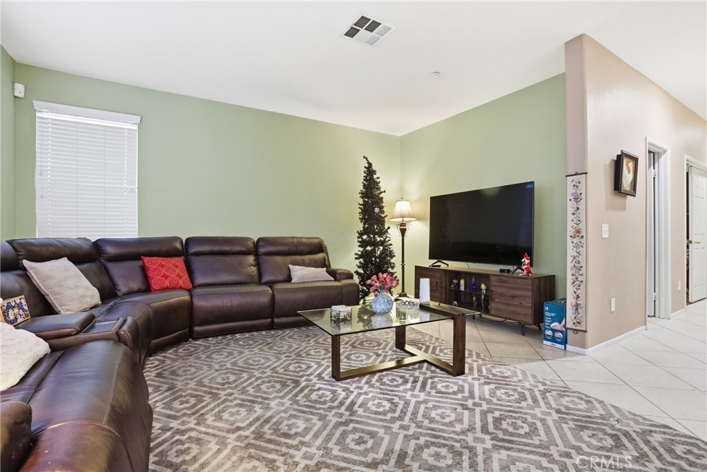 MLS #PW25271463 image #7