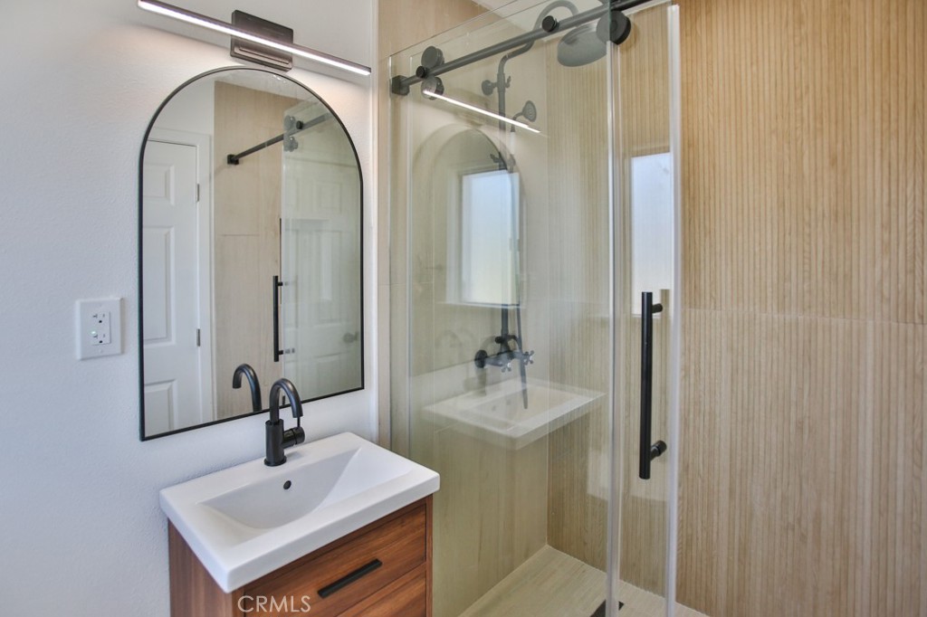 MLS #PW25271477 image #1