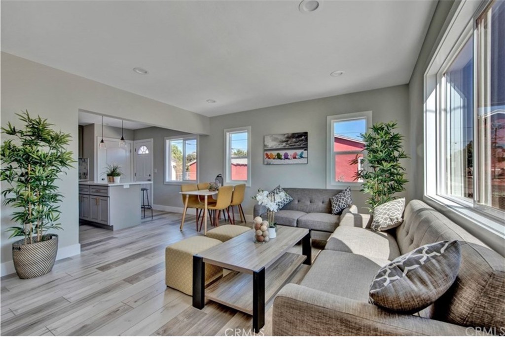 MLS #PW25271521 image #1