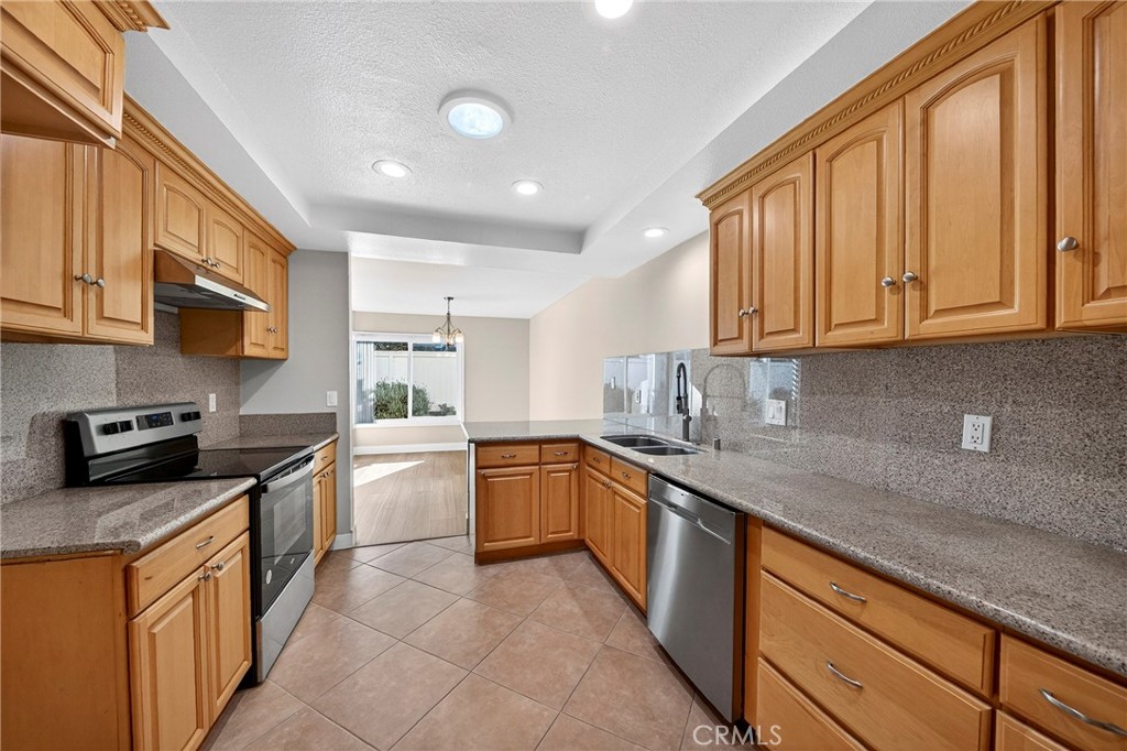 MLS #PW25271917 image #12