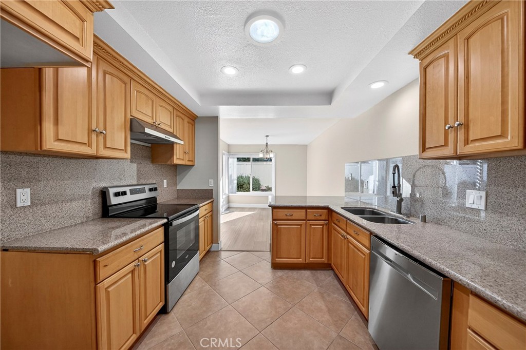 MLS #PW25271917 image #13