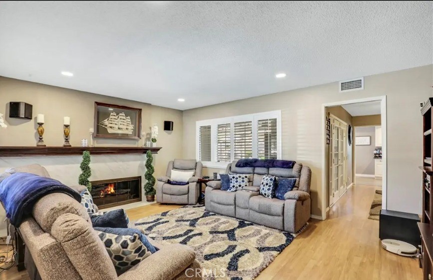 MLS #PW25271986 image #9