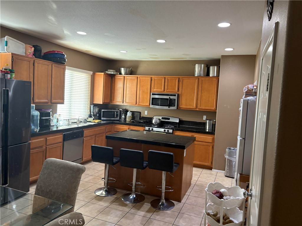 MLS #PW25272003 image #1