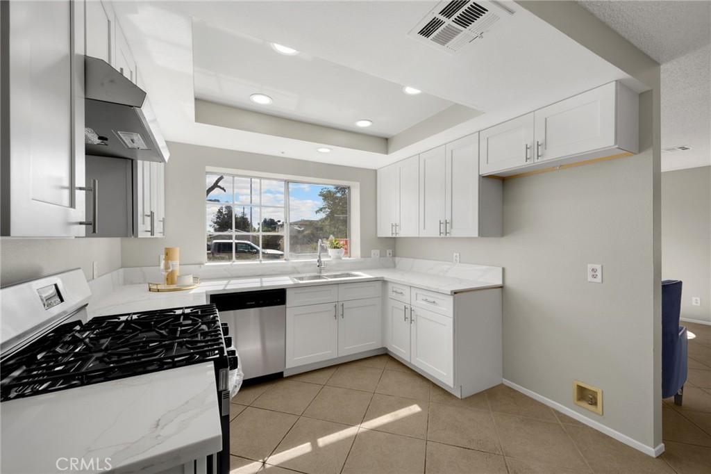 MLS #PW25272190 image #12