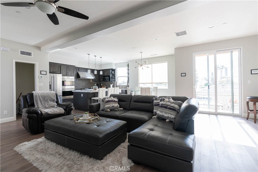 MLS #PW25272194 image #1