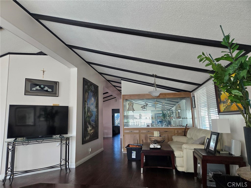 MLS #PW25272205 image #4