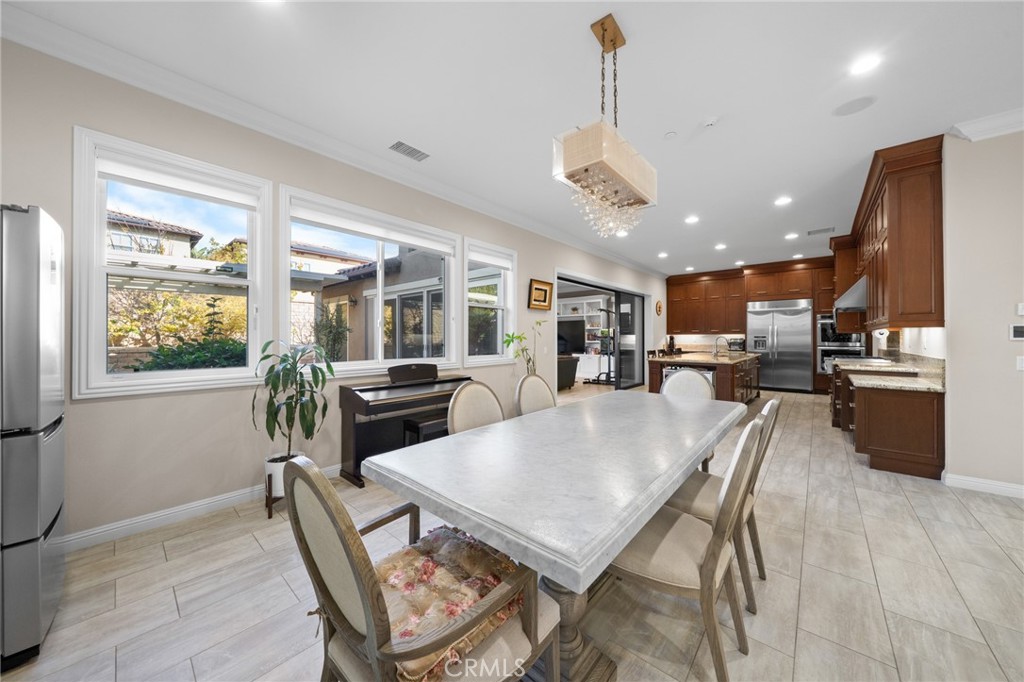 MLS #PW25272219 image #4