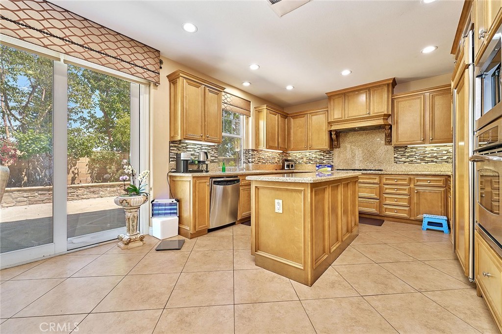 MLS #PW25272340 image #13