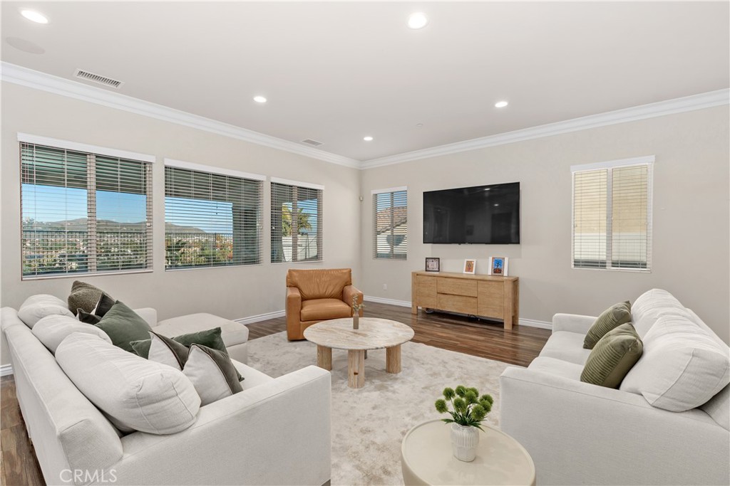 MLS #PW25272421 image #4