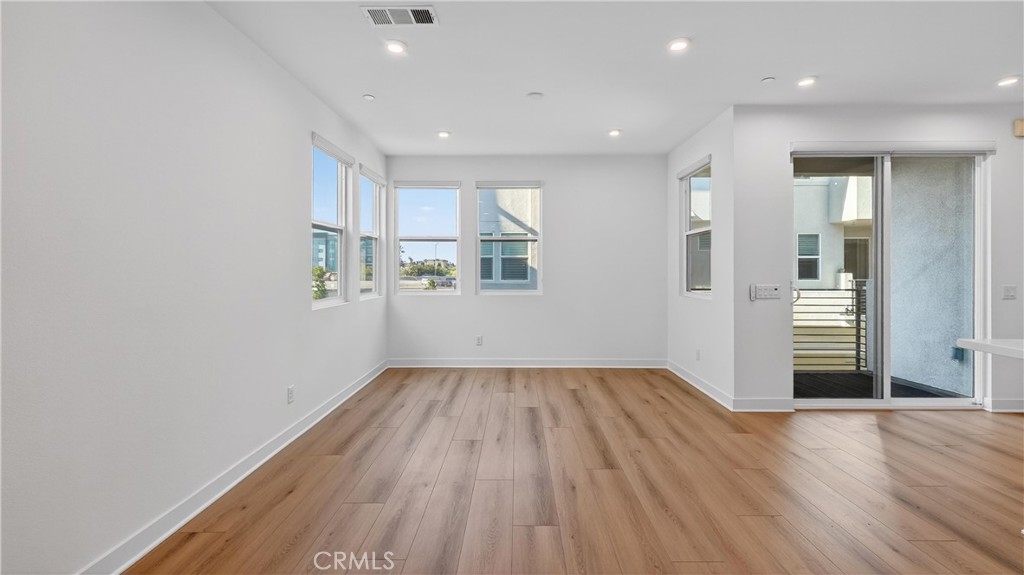 MLS #PW25272650 image #11