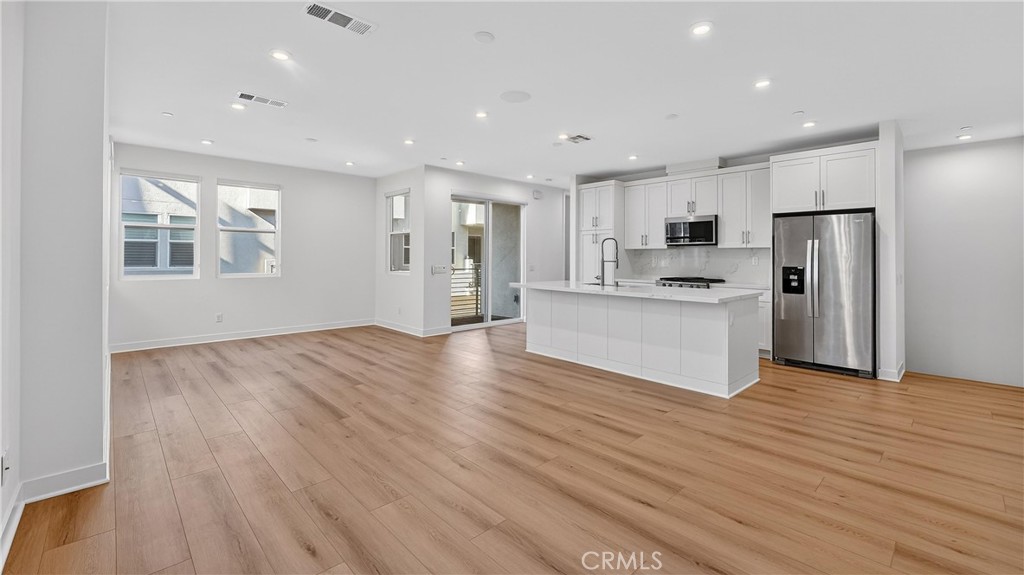 MLS #PW25272650 image #6