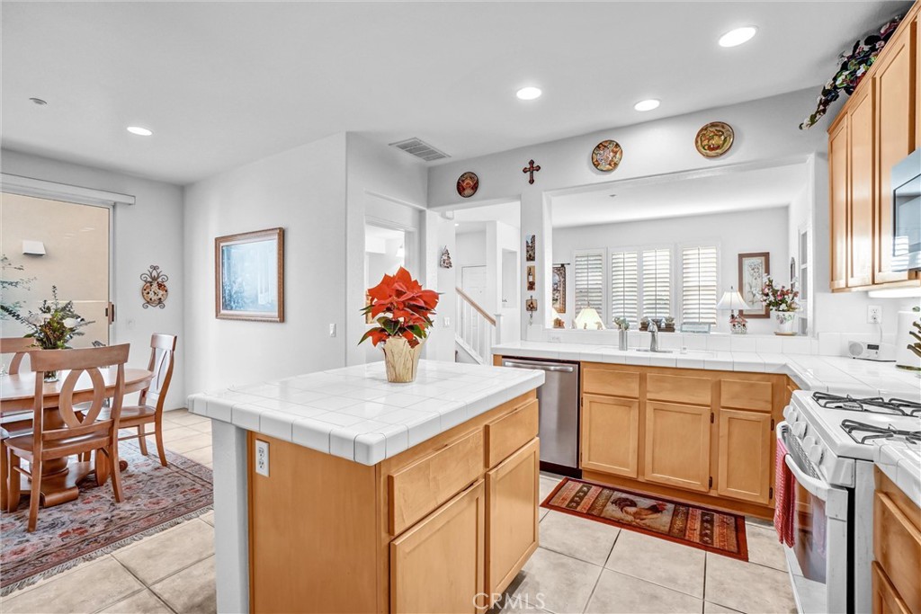 MLS #PW25272678 image #17