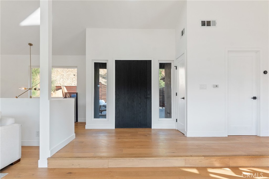 MLS #PW25272922 image #12