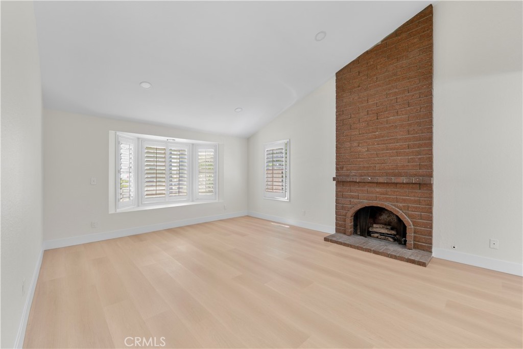 MLS #PW25272973 image #6