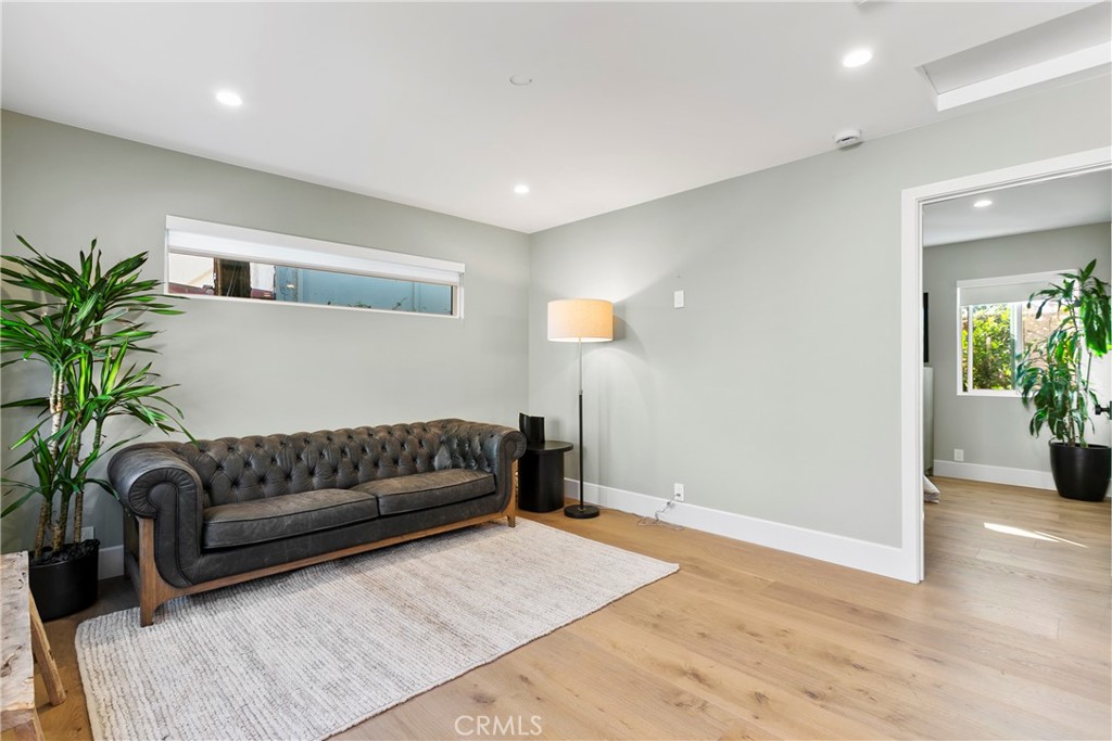 MLS #PW25272989 image #5