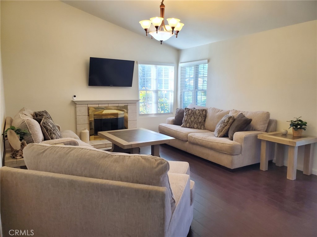 MLS #PW25272994 image #2