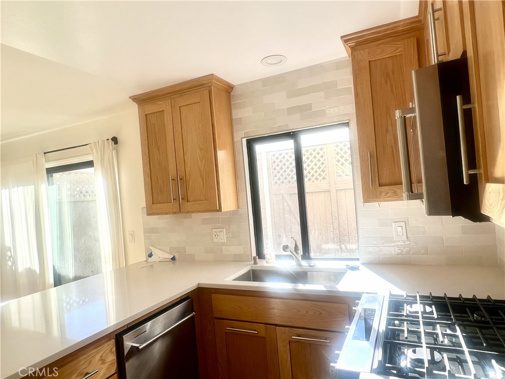 MLS #PW25273050 image #2