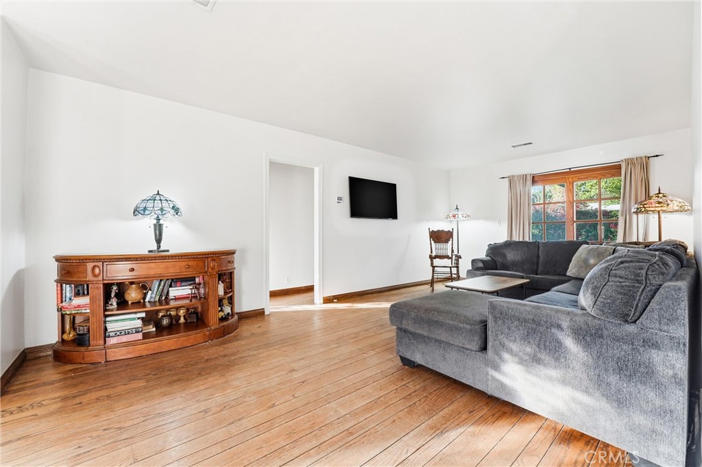 MLS #PW25273074 image #3