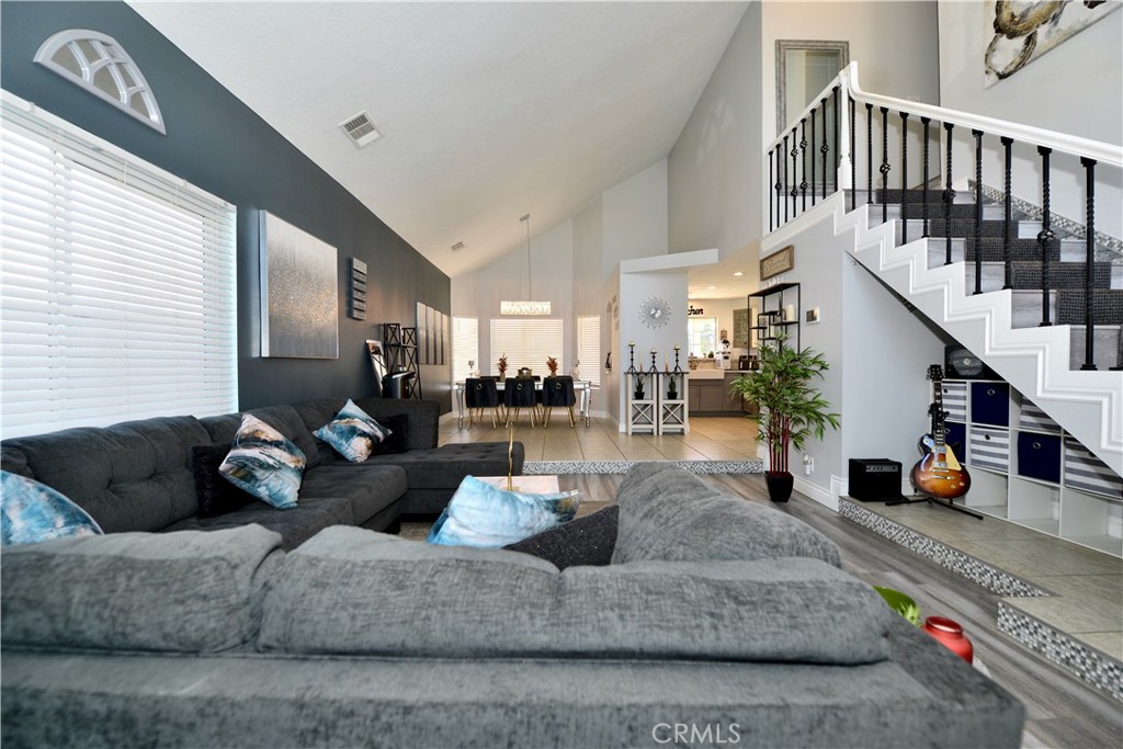 MLS #PW25273076 image #5