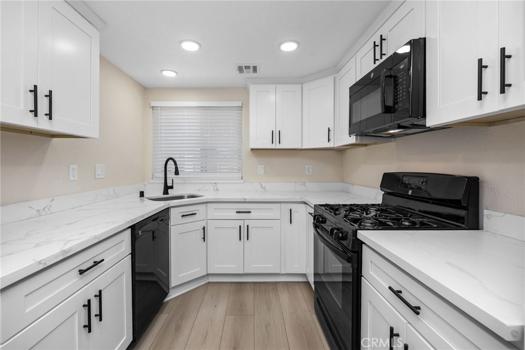 MLS #PW25273099 image #9