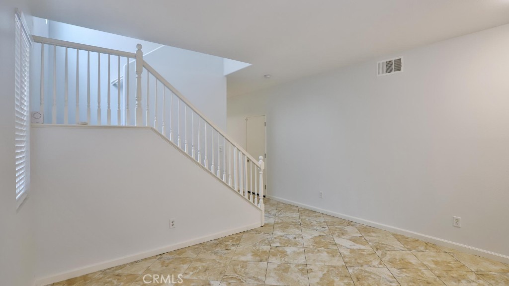 MLS #PW25273239 image #3