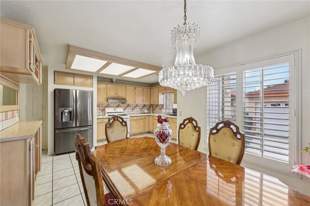 MLS #PW25273296 image #6