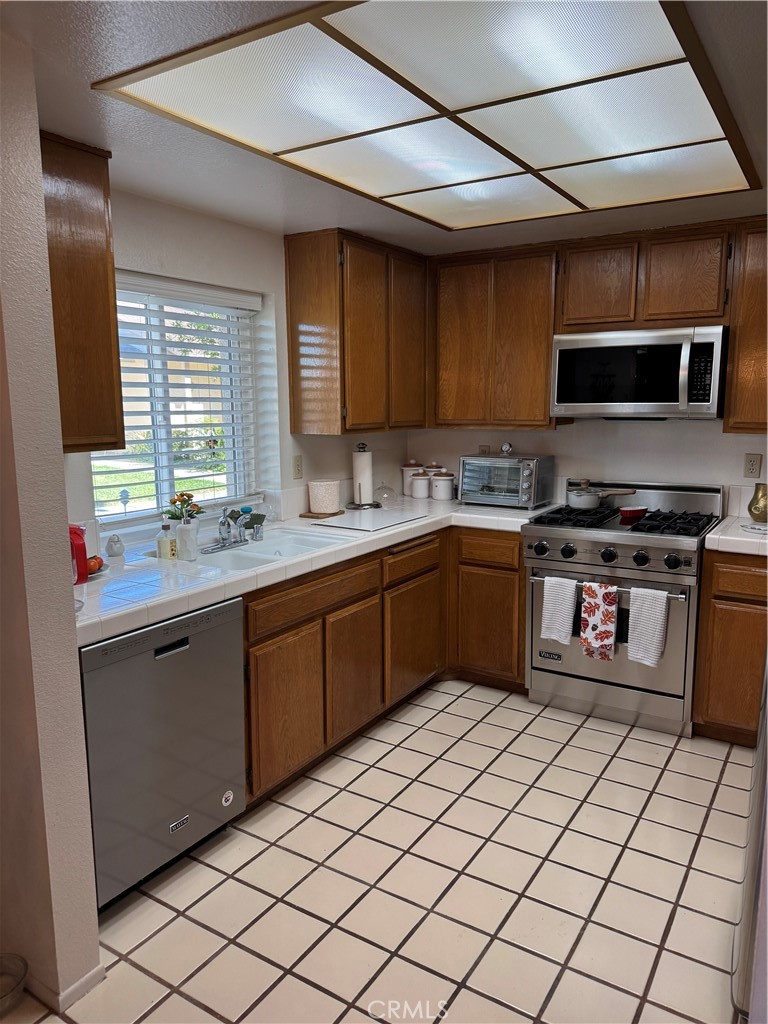 MLS #PW25273327 image #9